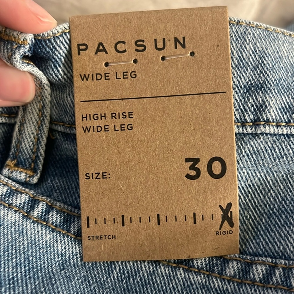PacSun wide leg jean. New with tags